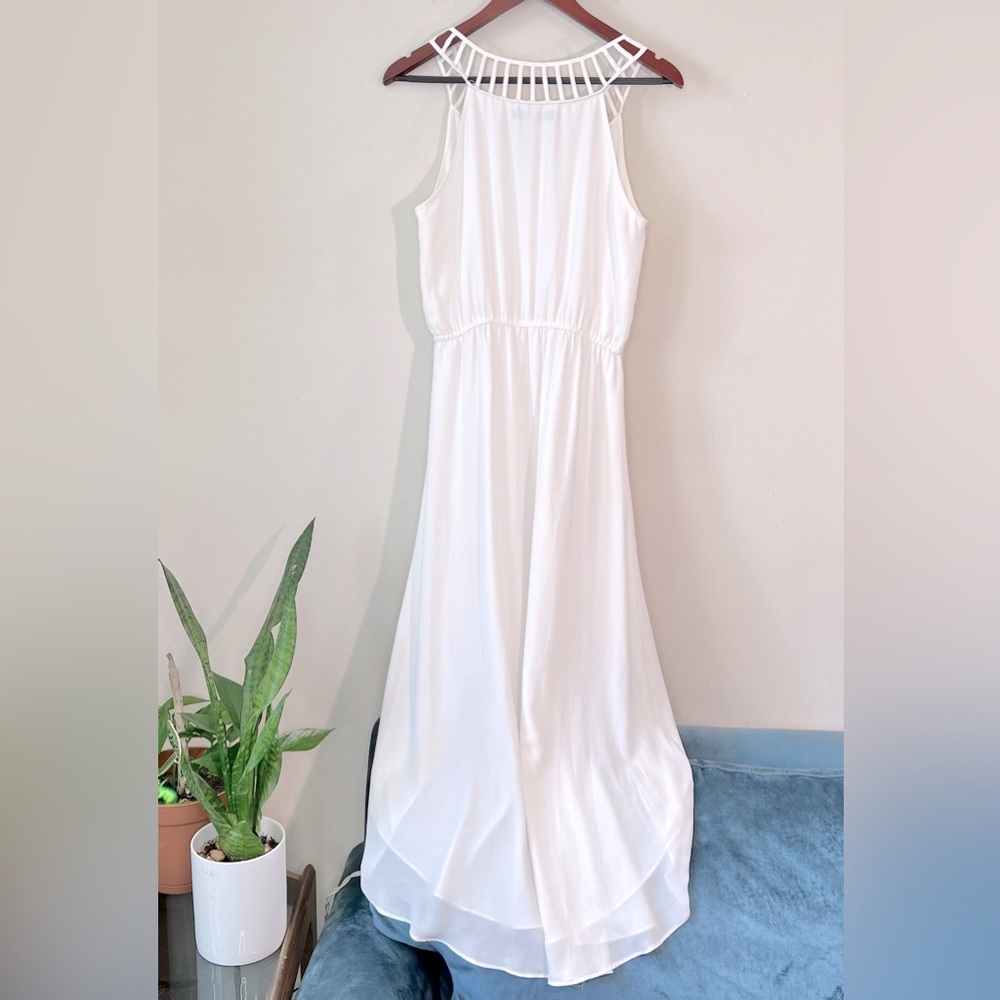 BCBG Paris Gardenia White Basket Collar Long Silky Goddess Dress
